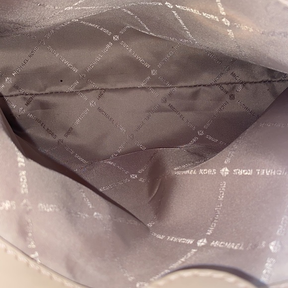 Michael Kors Nicole Large Tote, Previously Owned - Picture 8 of 14